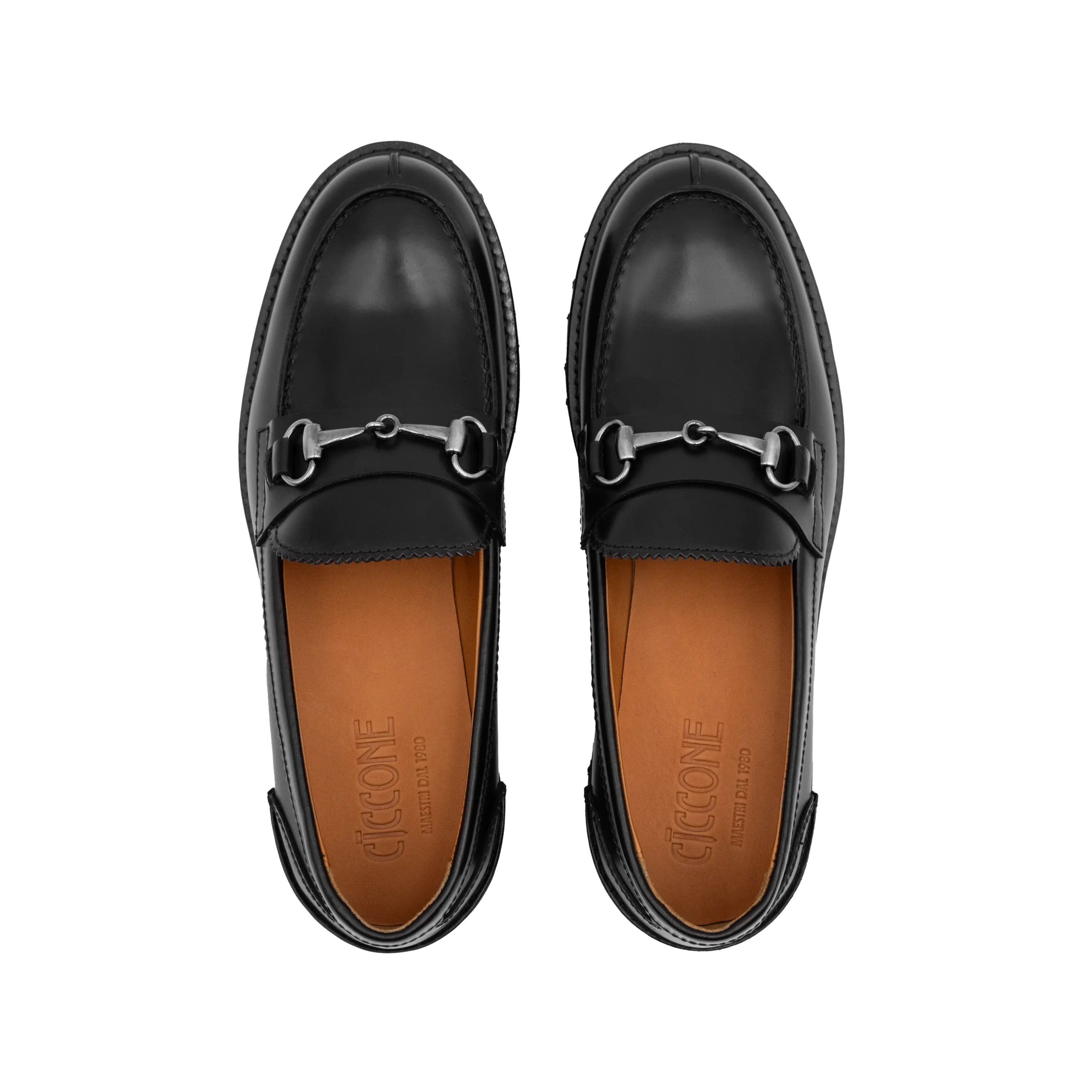 Loafer Genoa women's bag by Ciccone in black leather with buckles, seen from above