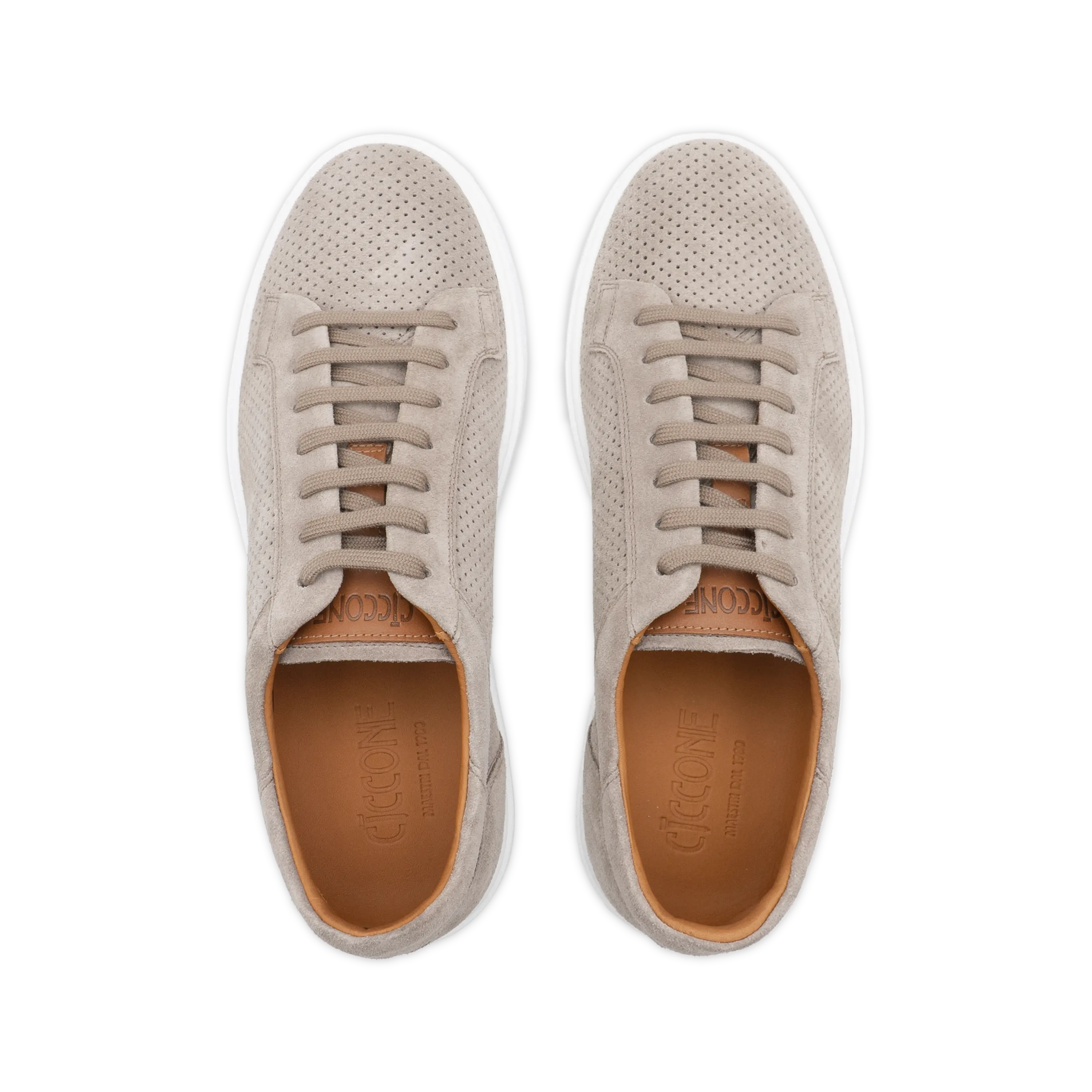 Sneakers estive in pelle traforata, colore grigio, modello Cagliari di Ciccone - vista alto