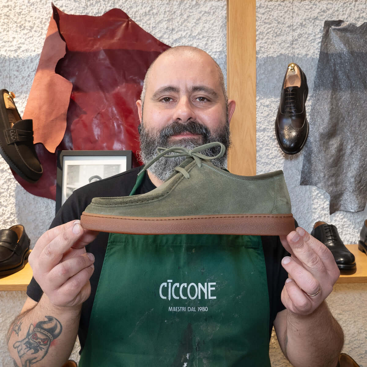 Sneakers scamosciate da uomo - Ferrara | Maestri Ciccone