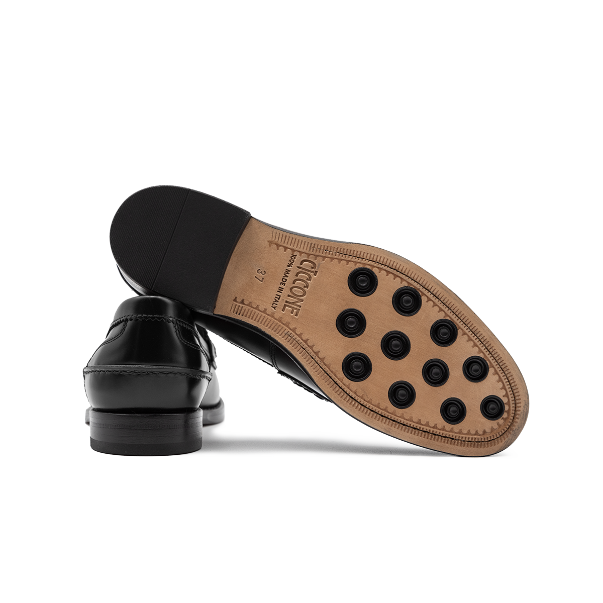 Sole of Loafer leather women's Amalfi model in black by Ciccone