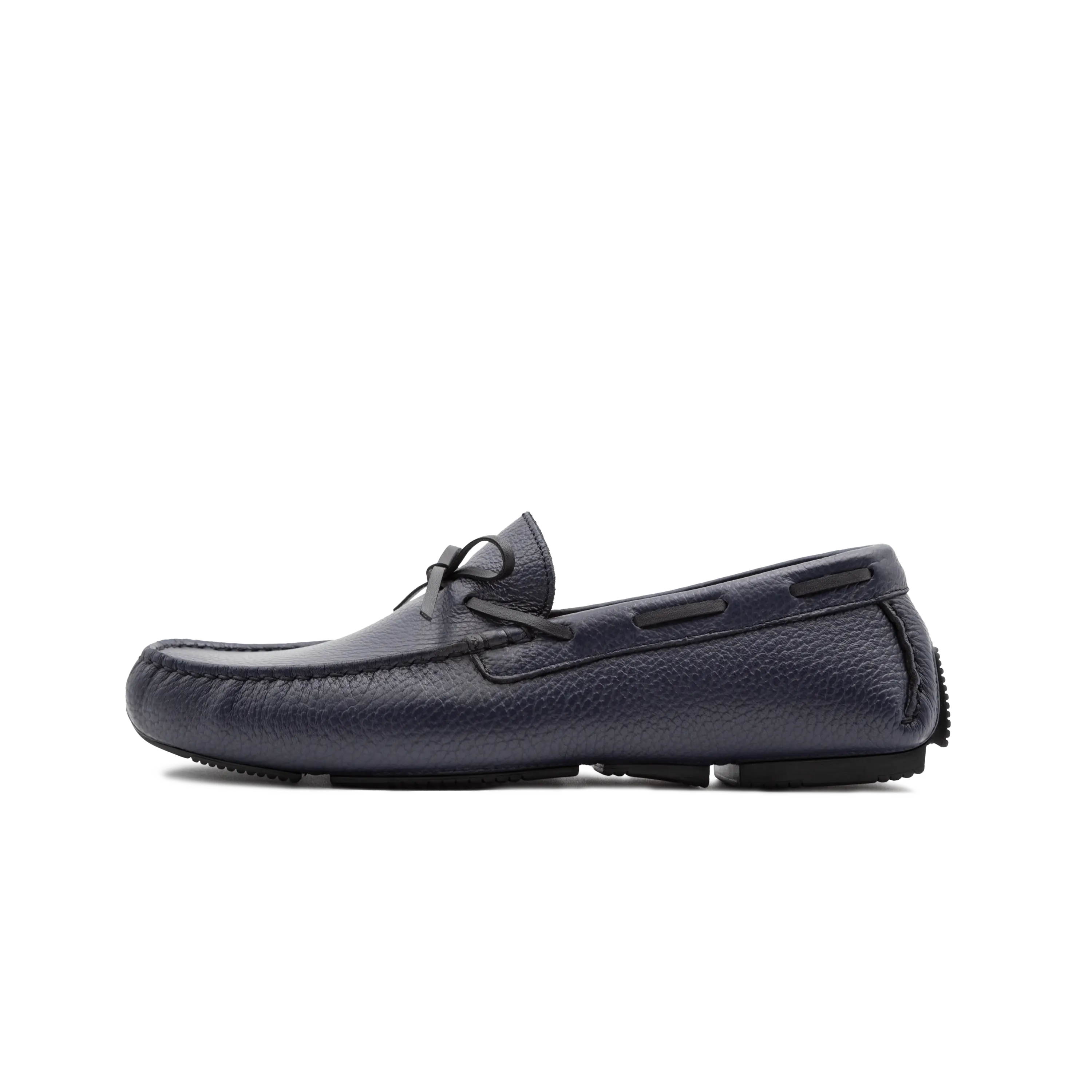 Side view of Loafer Polignano in fine full-grain leather hammered blue color with classic silhouette and rubber sole handcrafted in the Maestri Ciccone laboratory.