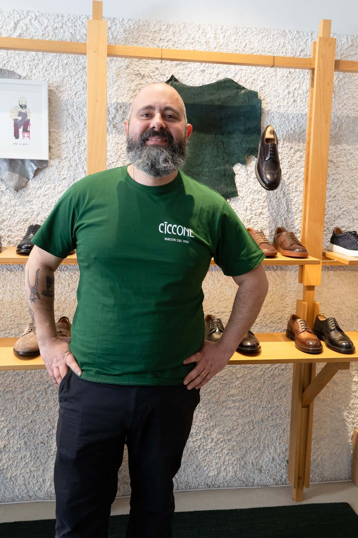 T-shirt verde disponibile in varie taglie | Maestri Ciccone