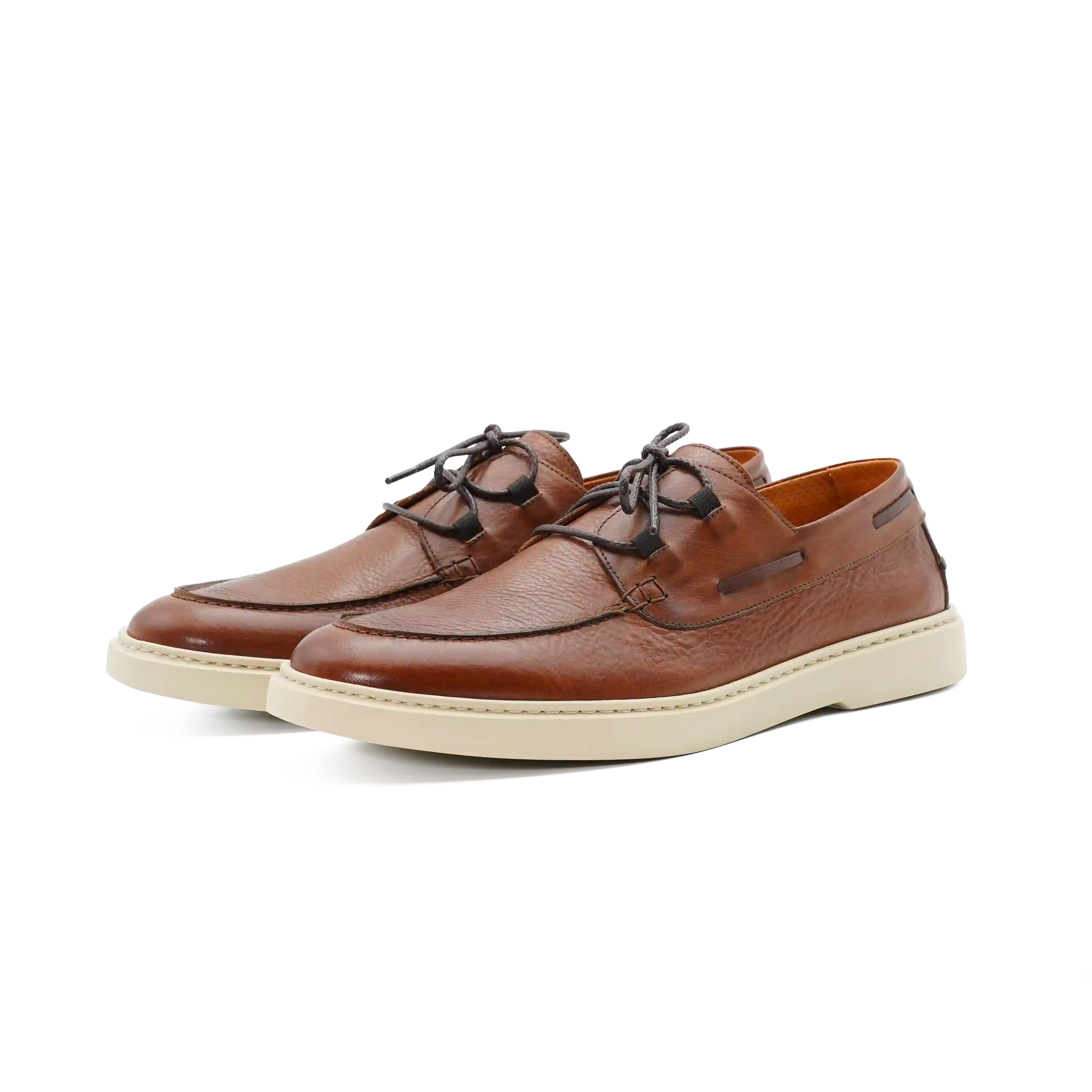 Paire de mocassins homme en cuir marron, modèle Rimini.