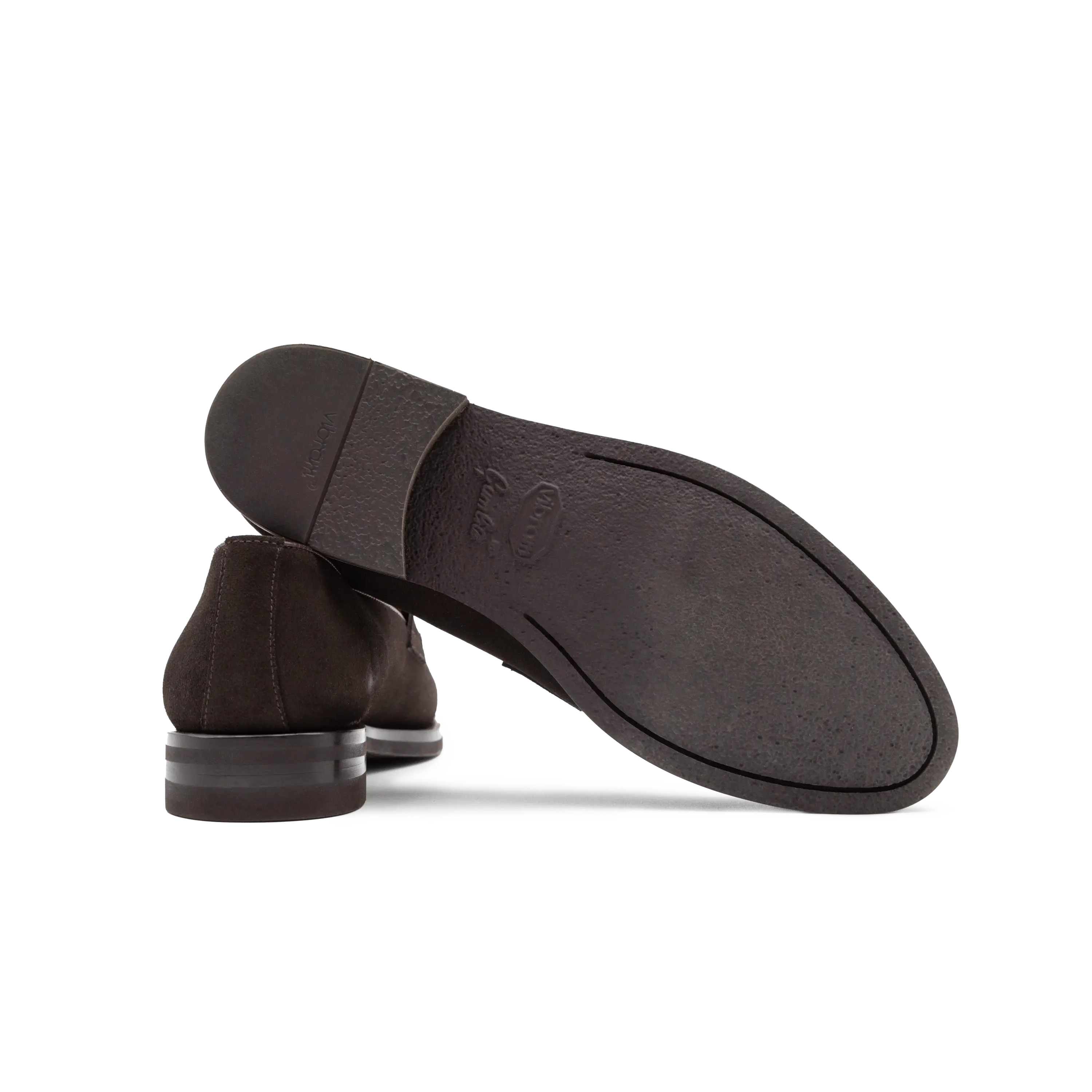 Semelle en caoutchouc du mocassin pour homme Siracusa de Ciccone en daim marron foncé