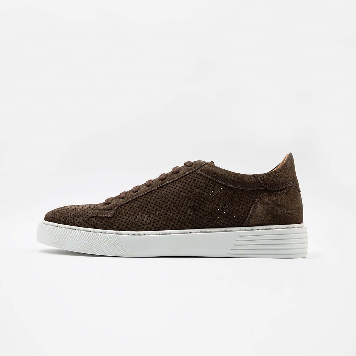 Sneakers estive in pelle traforata, colore testa di moro, modello Cagliari di Ciccone - vista laterale