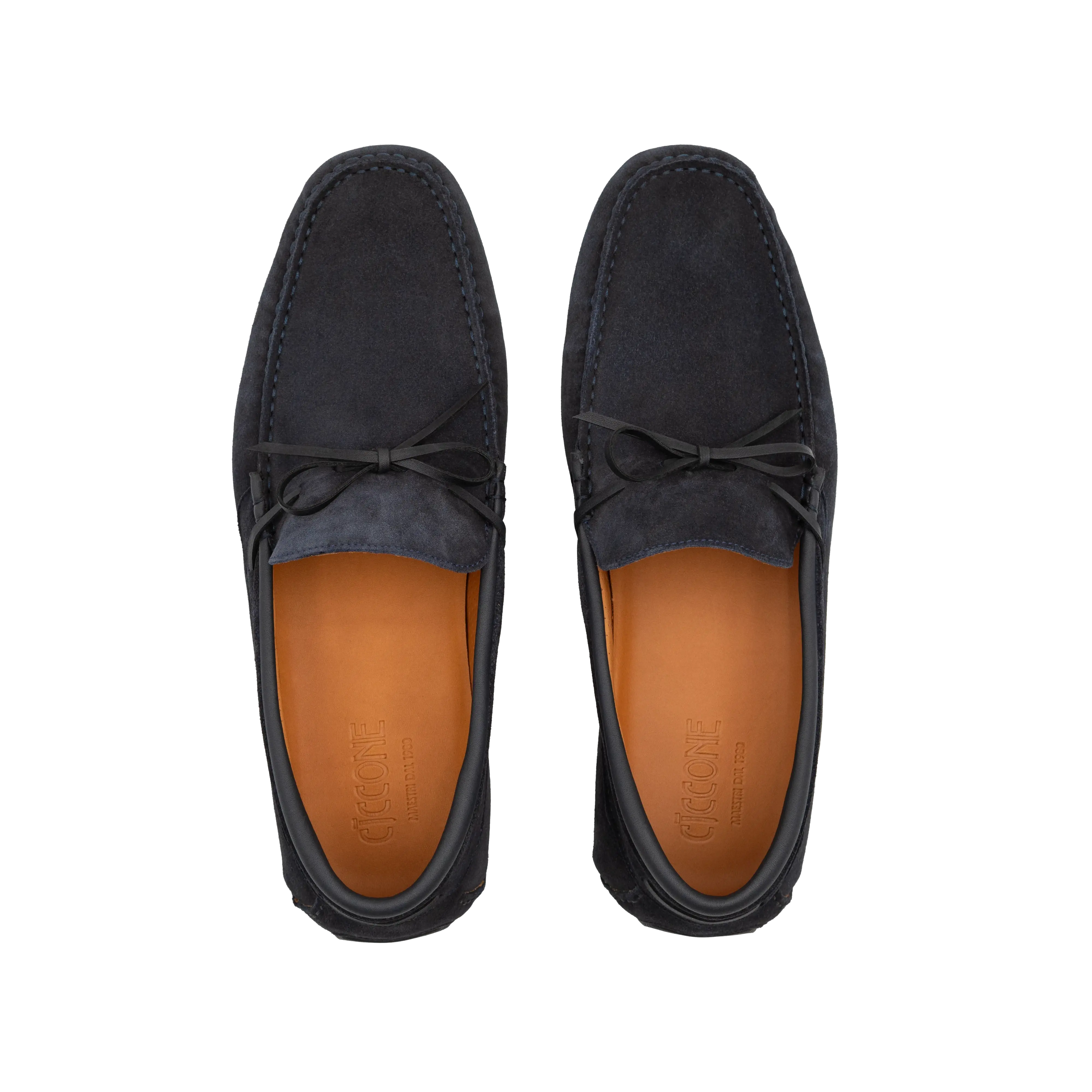 Top view of Loafer Gallipoli in blue suede that highlights the fit comfortable and the quality of the material selected in Montegranaro.