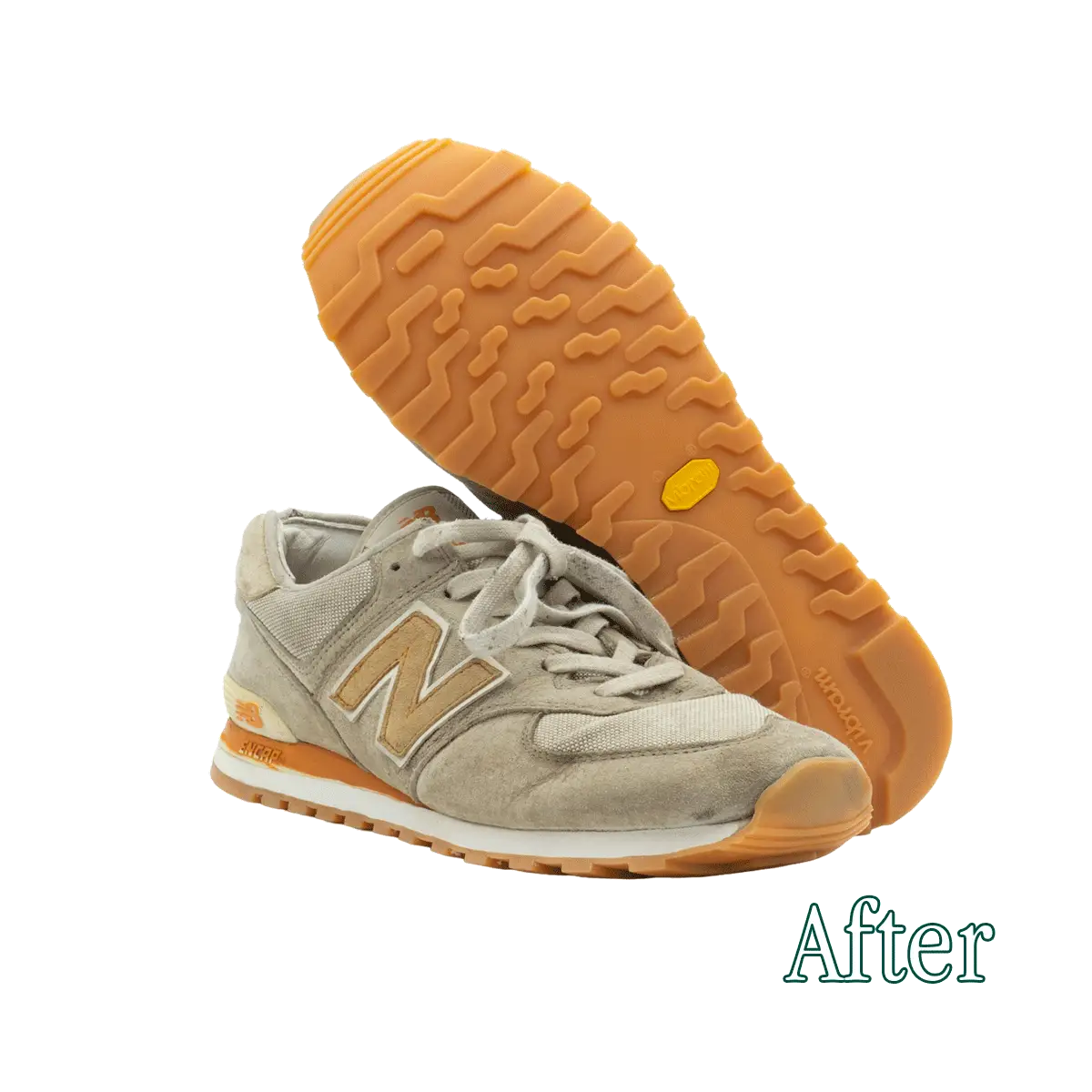 Sneakers New Balance dopo la risuolatura artigianale con nuova suola Vibram