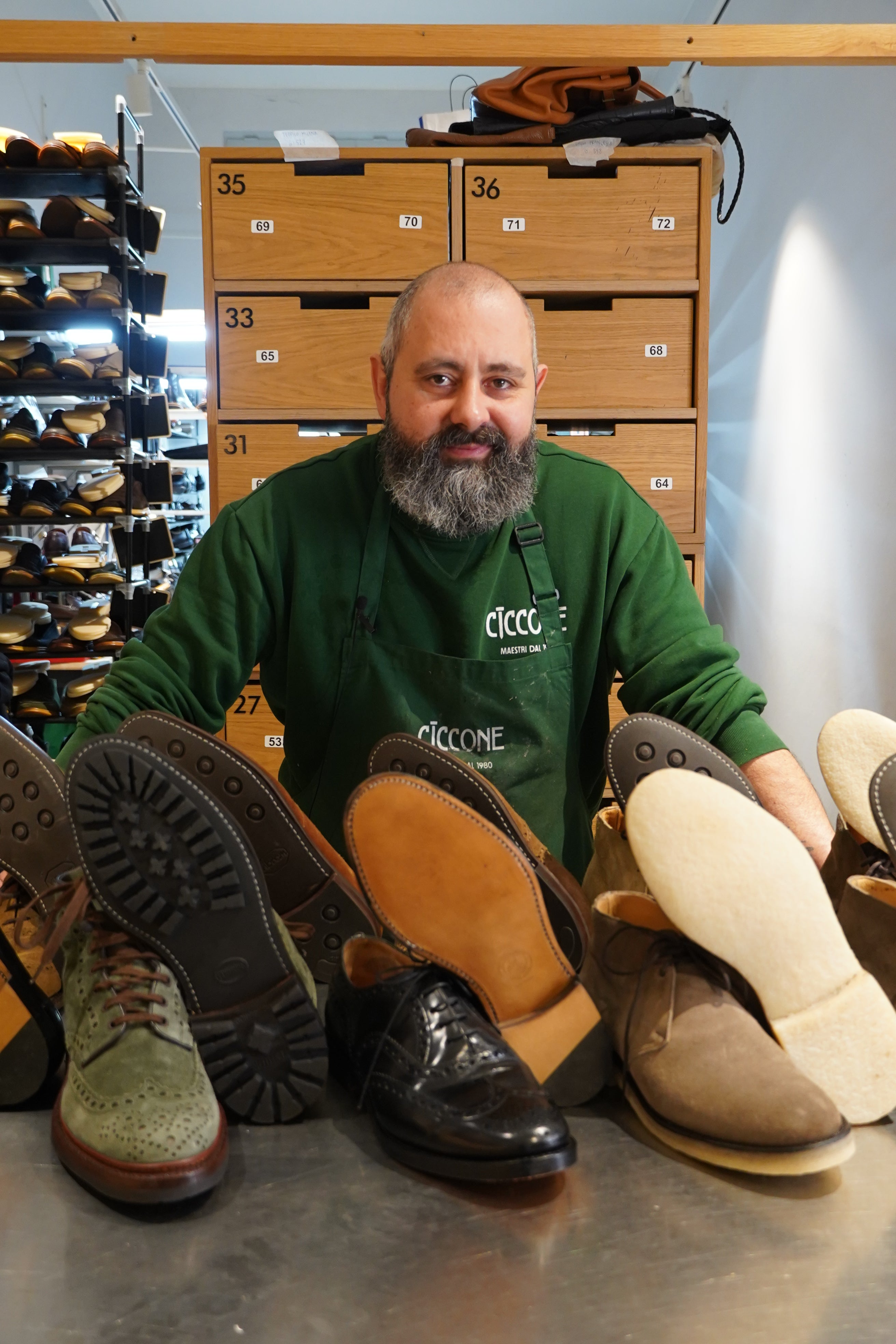 riparazione-scarpe-calzoleria-ciccone